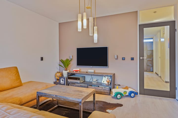 Foto 13 van Schepen van Ommerenstraat 221