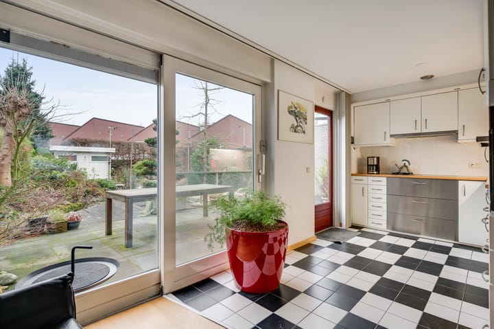 Foto 11 van Jo Calsstraat 32