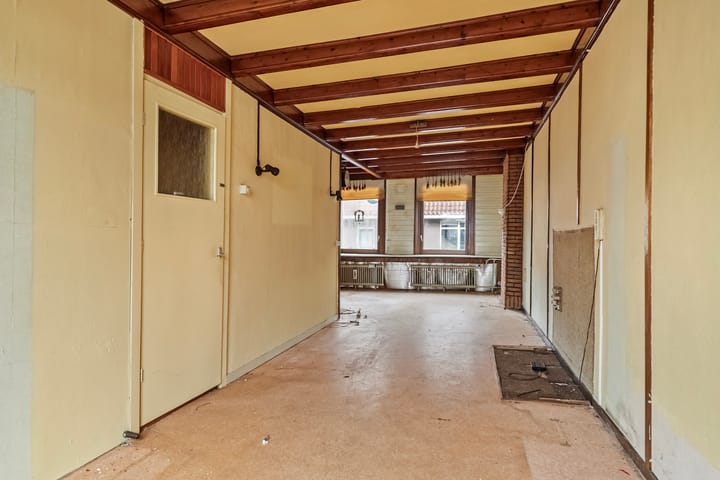 Foto 12 van Van Leeuwenhoeckstraat 38