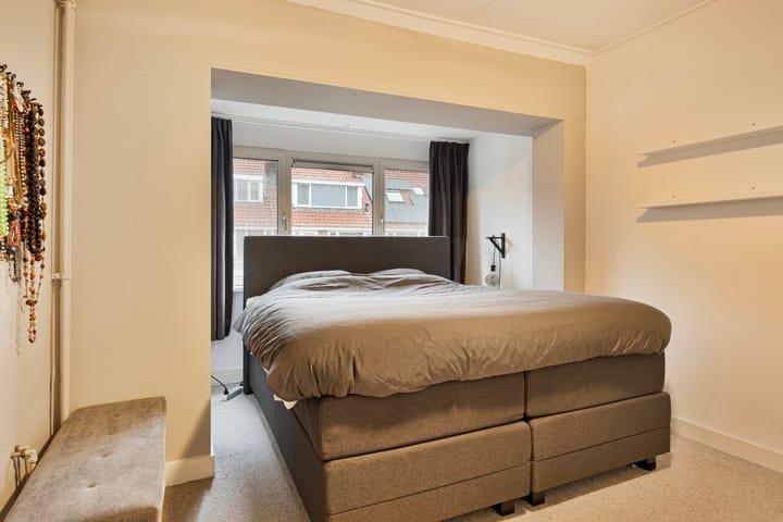 Foto 14 van De Genestetstraat 23