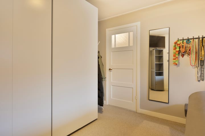 Foto 15 van De Genestetstraat 23