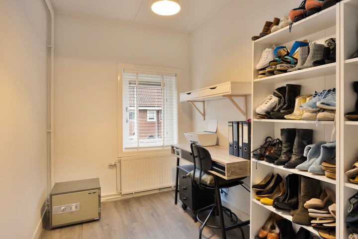 Foto 18 van De Genestetstraat 23