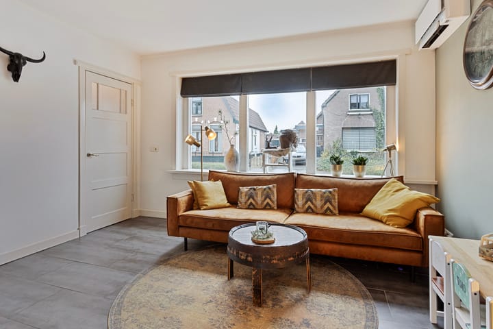 Photo 6 of Veenweg 9