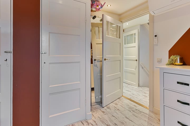 Photo 23 of Veenweg 9