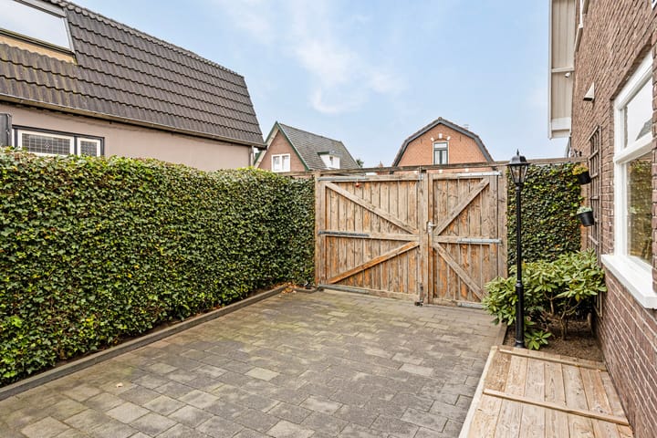 Photo 34 of Veenweg 9