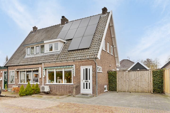 Photo 40 of Veenweg 9