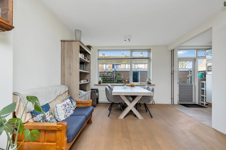 Foto 10 van Meeuwenlaan 29