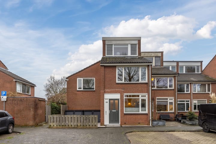 Foto 1 van Bourgondischelaan 19