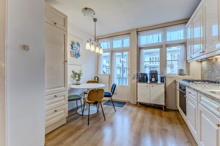 Foto 14 van Orteliusstraat 56-2