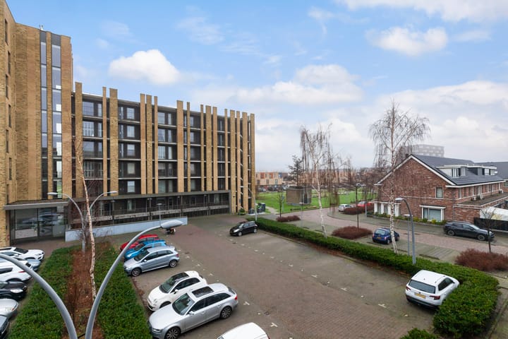 Photo 16 of Johan de Wittstraat 147