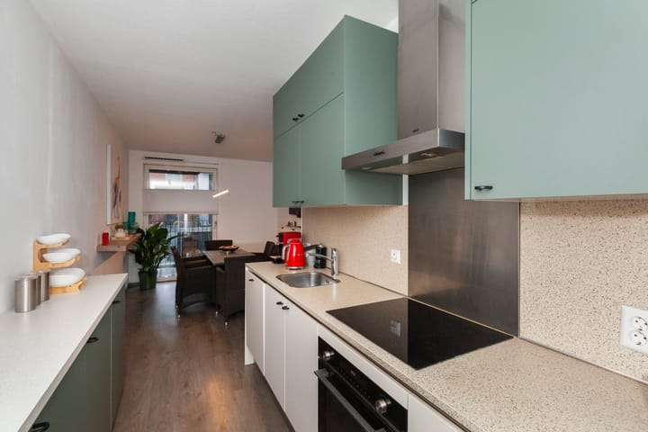 Photo 17 of Johan de Wittstraat 147