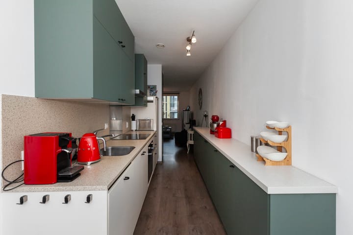 Photo 18 of Johan de Wittstraat 147