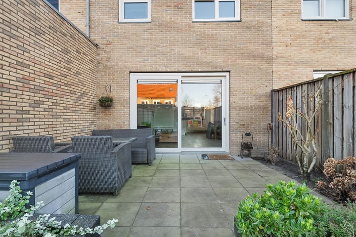 Foto 24 van Stencil 24