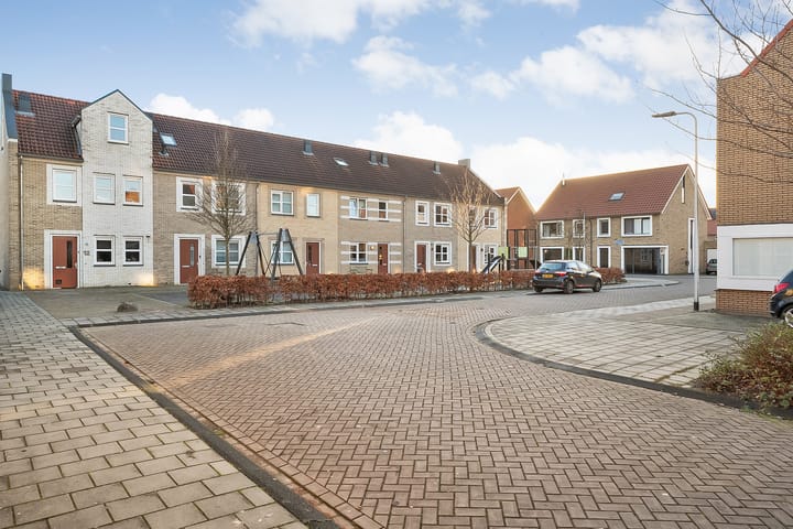 Foto 29 van Stencil 24