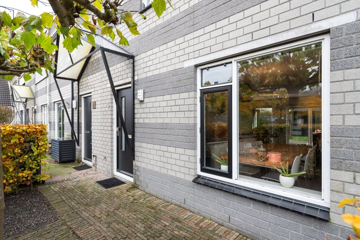 View photo 26 of Aletta Jacobsstraat 5