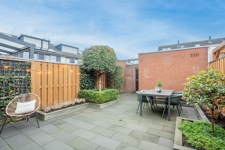 Foto 15 van De Lormstraat 3