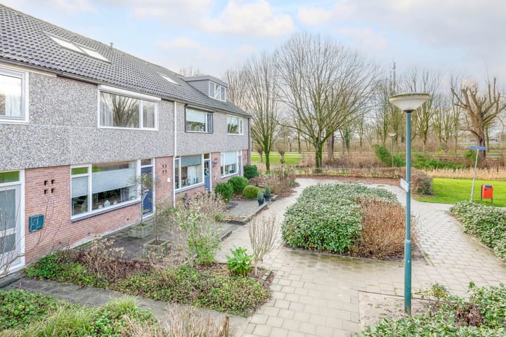 Foto 8 van Luchtenburg 18