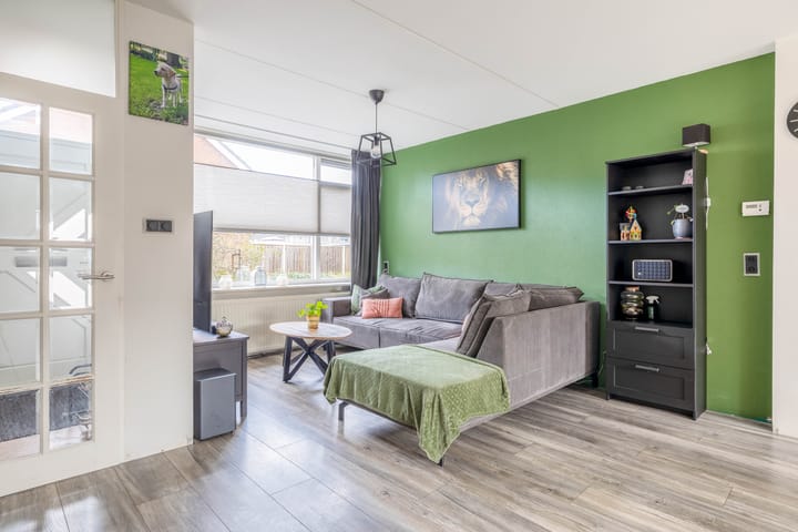 Foto 11 van Luchtenburg 18