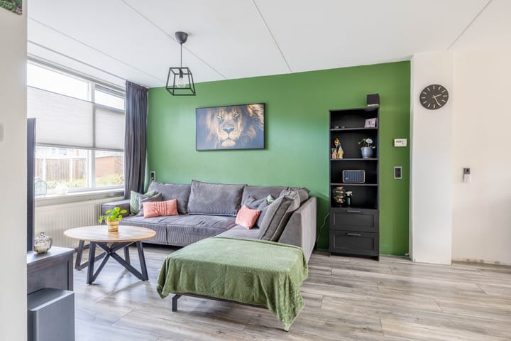 Foto 12 van Luchtenburg 18