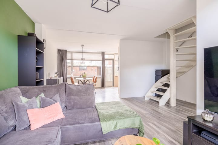 Foto 14 van Luchtenburg 18