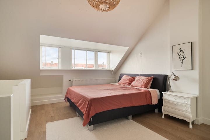 Foto 22 van Korenbloemstraat 42