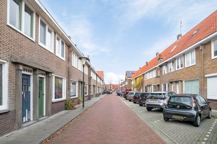 View photo 32 of Korenbloemstraat 42