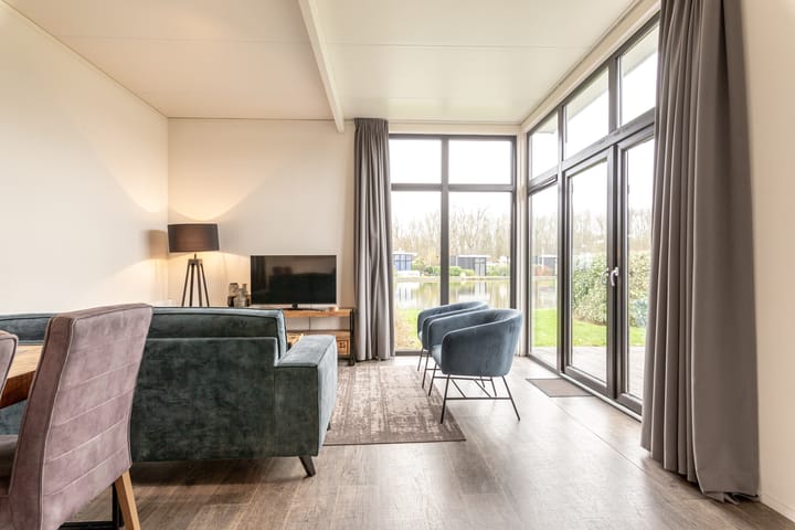 Photo 2 of Zuiderweg 2-R0251