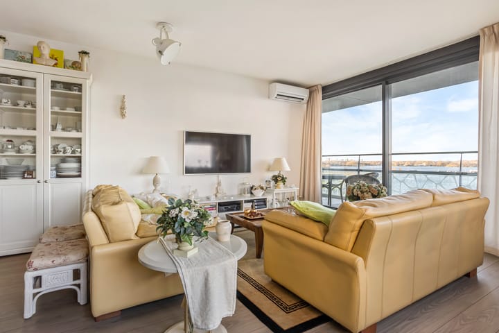 Foto 9 van Corsicalaan 99