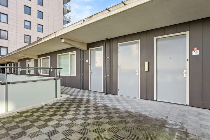 Foto 16 van Corsicalaan 99