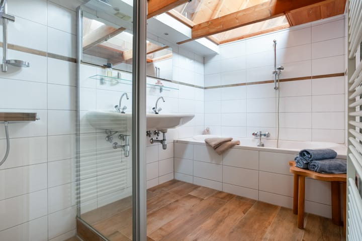 Photo 37 of Lage Gouwe 236