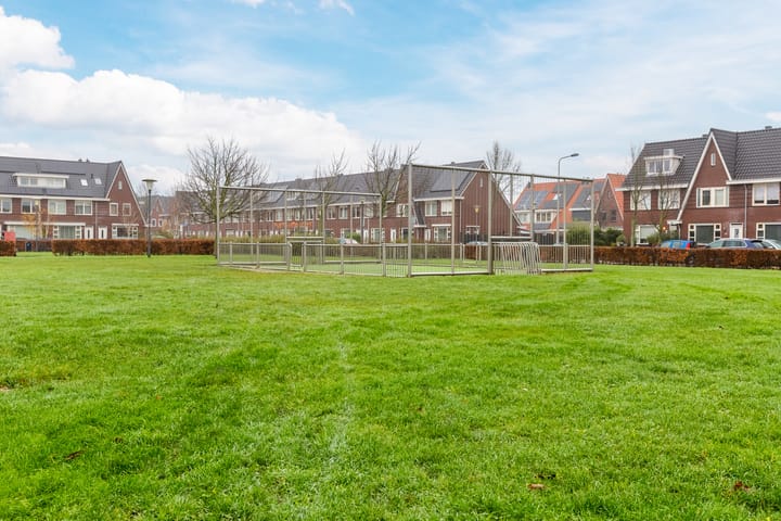 Photo 52 of Karperstraat 140