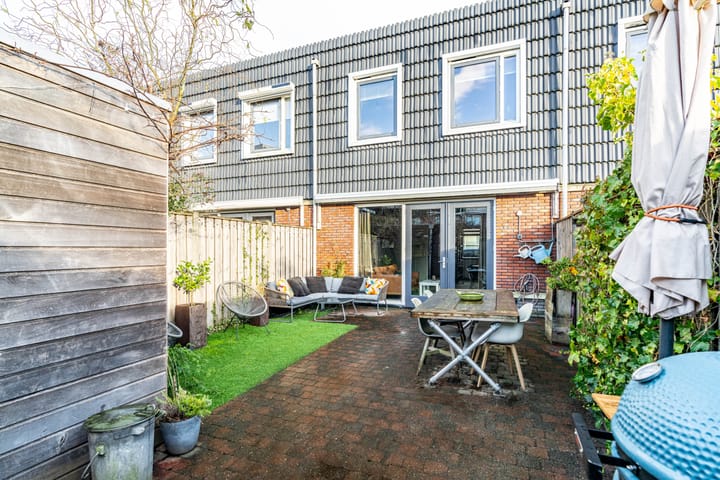 Foto 6 van De Genestetstraat 81