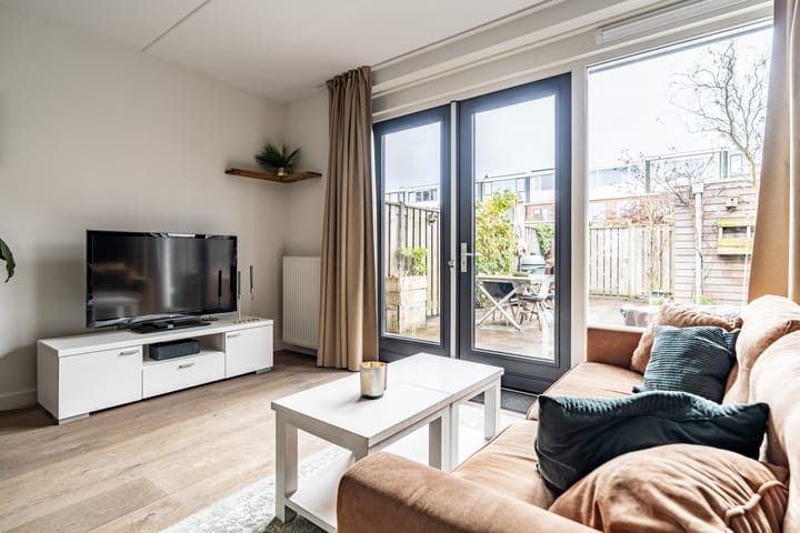 Foto 11 van De Genestetstraat 81