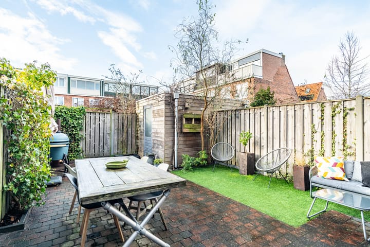 Foto 12 van De Genestetstraat 81