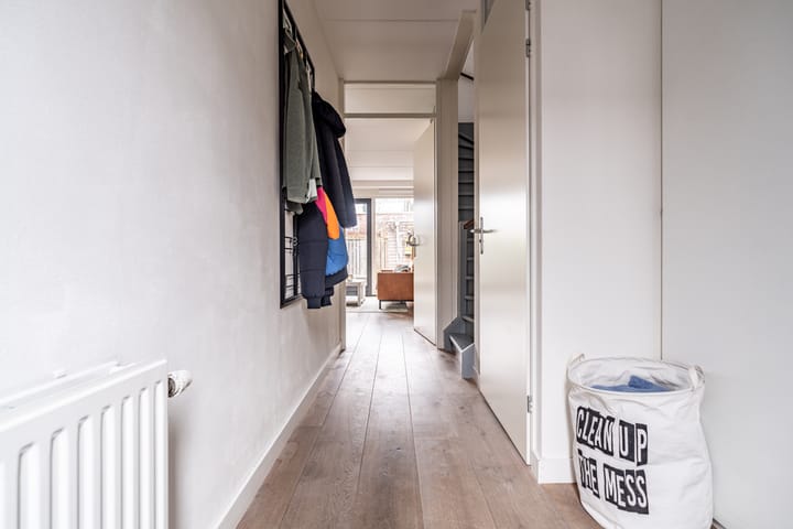 Foto 26 van De Genestetstraat 81