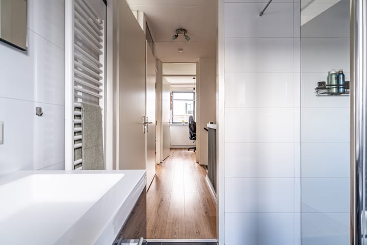 Foto 33 van De Genestetstraat 81