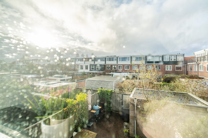 Foto 35 van De Genestetstraat 81