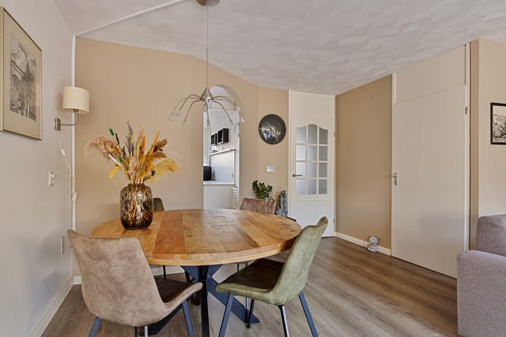 Foto 9 van Dovenetelstraat 11