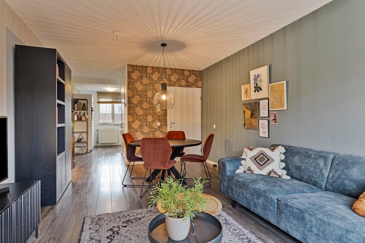 Foto 2 van Velmolenweg 25