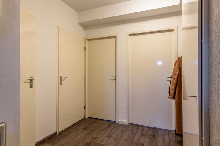 Foto 21 van Velmolenweg 25