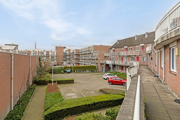 Foto 23 van Velmolenweg 25