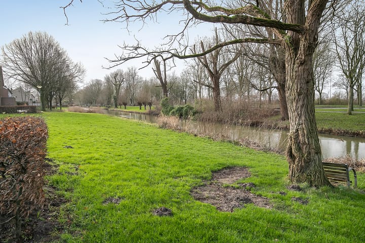 Foto 43 van Luchtenburg 18