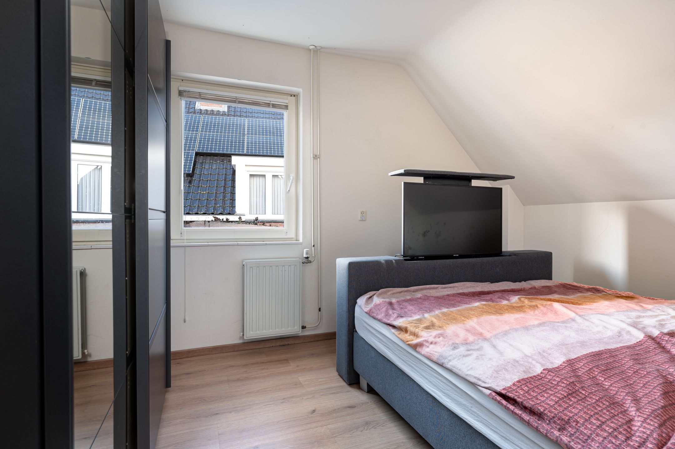 Foto 15 van Den Hof 8