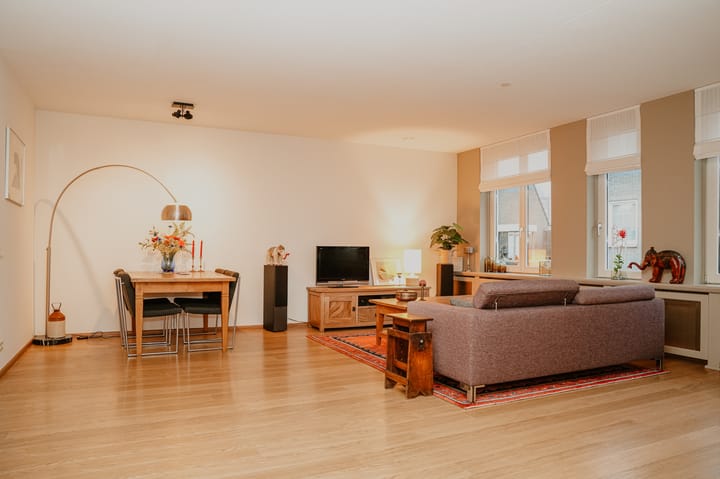 Foto 1 van Westwal 50