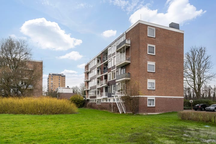 Foto 2 van van der Waalsstraat 74