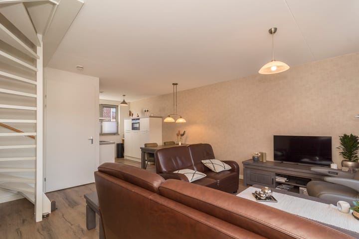 Foto 8 van Doctor van Dregtstraat 6