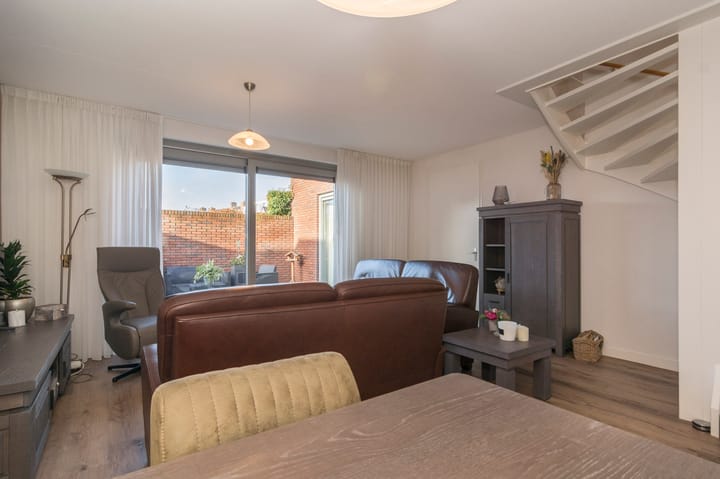 Foto 4 van Doctor van Dregtstraat 6