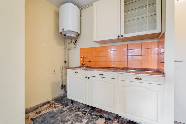 Photo 10 of Van Nijenrodeweg 653