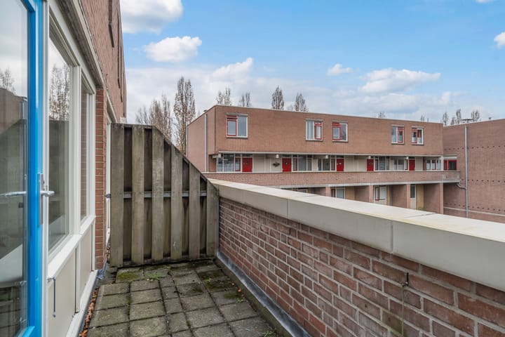 Foto 17 van Robert Schumanring 193