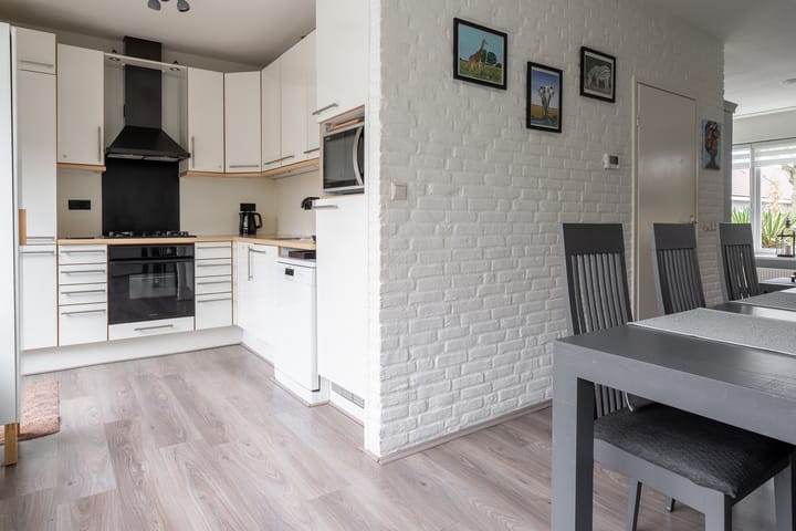 Foto 13 van Waalstraat 38